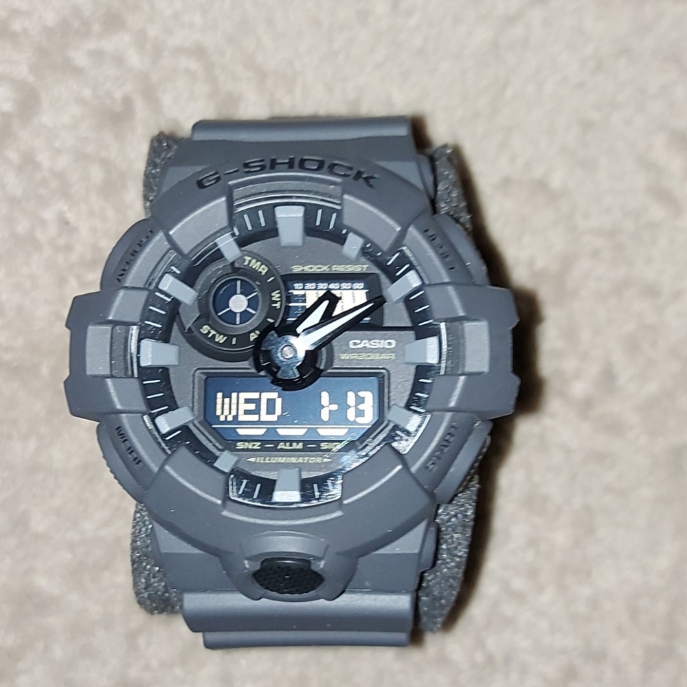 Watch - Picture 3 of 4